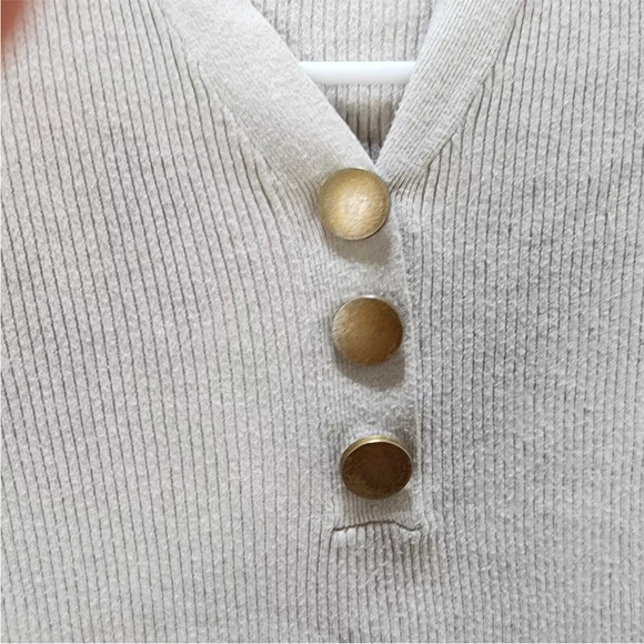 V-neck Sweater - Picture 4 of 13